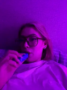 AmelyWest nude strip on webcam for live sex chat