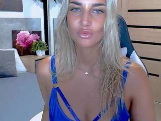 Ana-Ti fully nude on webcam live sex chat