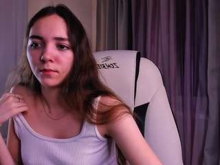 ArianaLomeli fully nude on webcam live sex chat