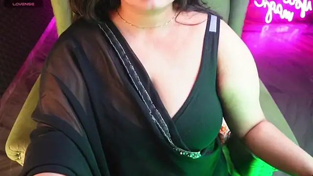 AroohiSehgal nude strip on webcam for live sex chat