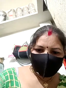 Bipasha_Roy nude strip on webcam for live sex chat