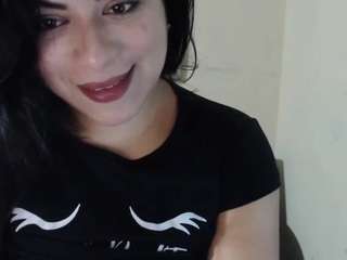 Dirty quenn fully nude on webcam live sex chat