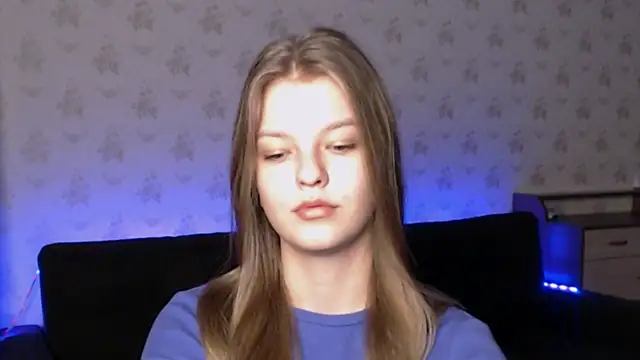 EmySway nude strip on webcam for live sex chat