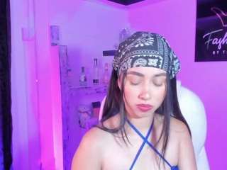 Holly Hudson fully nude on webcam live sex chat