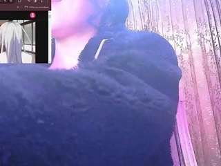 Honey-7uwu fully nude on webcam live sex chat
