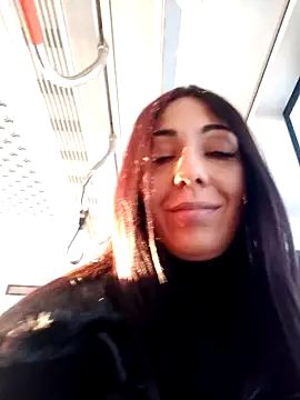 LeticiaWoods nude strip on webcam for live sex chat