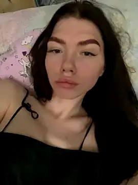 Lisaaa_Alisa nude strip on webcam for live sex chat