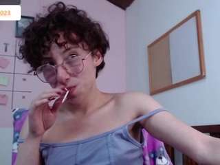 Little-ammy fully nude on webcam live sex chat
