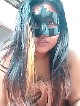 Littlequeen77 nude strip on webcam for live sex chat