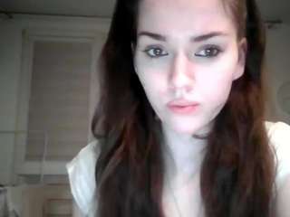 MayaDesire fully nude on webcam live sex chat
