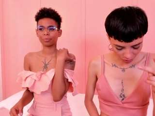 Paytoon-smith fully nude on webcam live sex chat