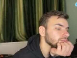 RonnyRian fully nude on webcam live sex chat