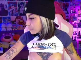 Roseowo fully nude on webcam live sex chat