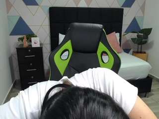 Sheryl fully nude on webcam live sex chat