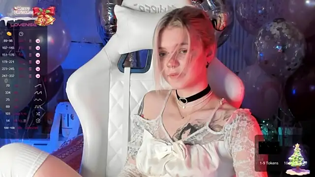 Shy_Jully nude strip on webcam for live sex chat