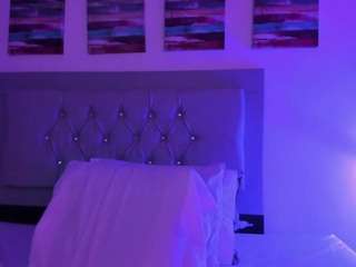 Amyy-rabbit fully nude on webcam live sex chat