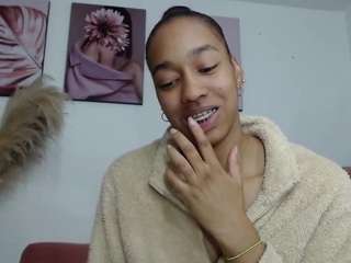 Andrebelle fully nude on webcam live sex chat
