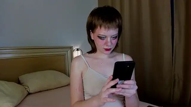 CandySnaccc nude strip on webcam for live sex chat