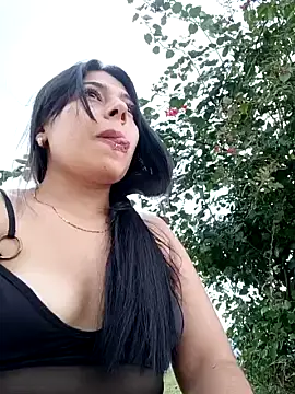 Caro_sweett nude strip on webcam for live sex chat