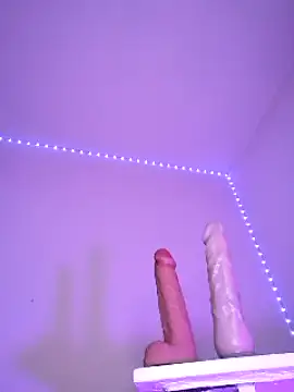 Ciillyna nude strip on webcam for live sex chat