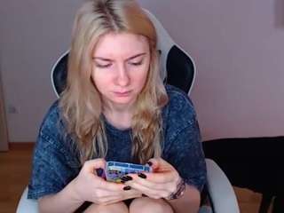 DaniellaTrue1 fully nude on webcam live sex chat