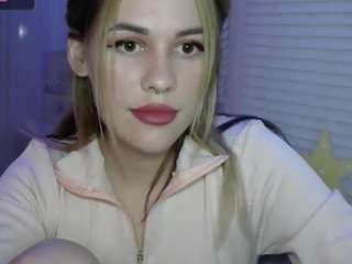 EliLynch fully nude on webcam live sex chat