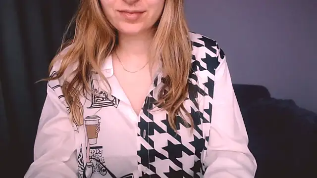 Fiona_cute_2 nude strip on webcam for live sex chat