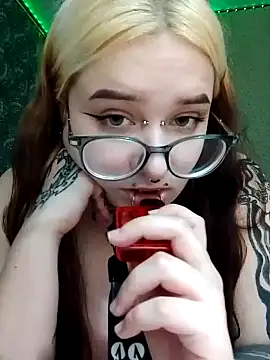 Ginger_rarrlr nude strip on webcam for live sex chat