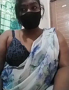 Jahan-Nigar nude strip on webcam for live sex chat