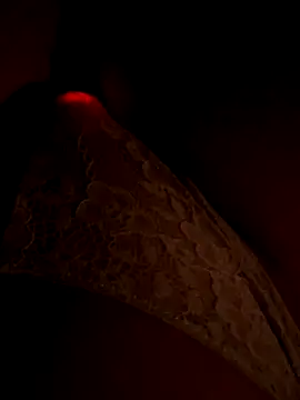 JuicyFromTheBlock nude strip on webcam for live sex chat