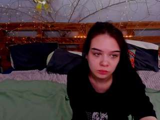 LaylaShineee fully nude on webcam live sex chat