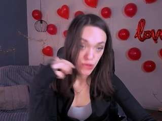Luiza-diamond fully nude on webcam live sex chat