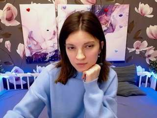 MelanieGrand fully nude on webcam live sex chat