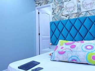 NatashaMartinez fully nude on webcam live sex chat
