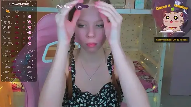 Nikole_Spall nude strip on webcam for live sex chat