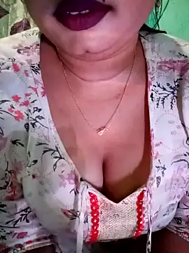 Shreyanshi_t nude strip on webcam for live sex chat