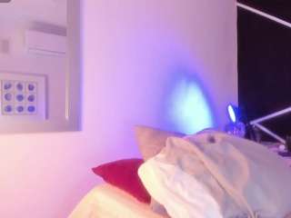 Abrilldoll1 fully nude on webcam live sex chat