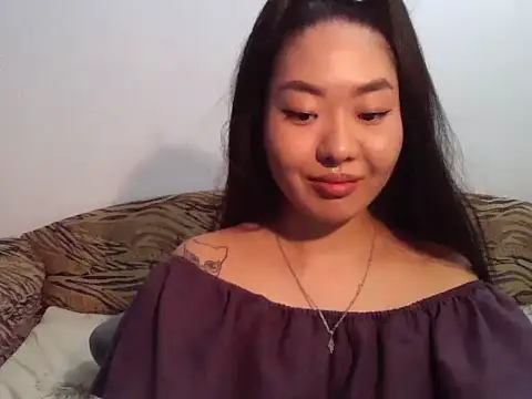 Aleksa_Blackdream nude strip on webcam for live sex chat