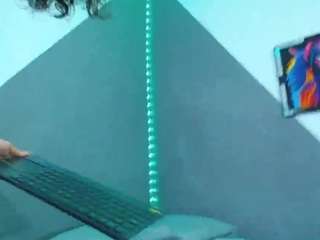 Cataleya-4 fully nude on webcam live sex chat