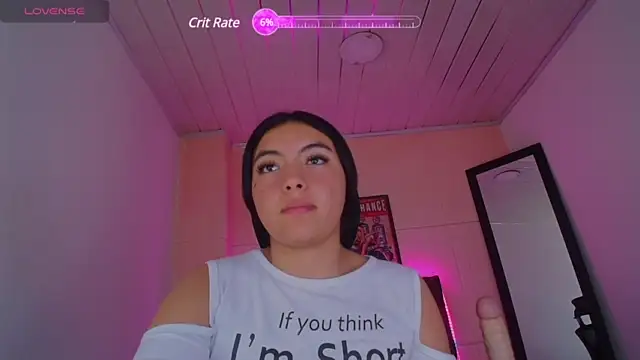 Coral_18 nude strip on webcam for live sex chat