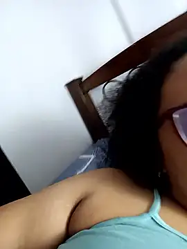 Dilanyx nude strip on webcam for live sex chat