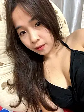 Henna192 nude strip on webcam for live sex chat