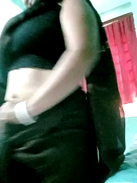 Hot-juli nude strip on webcam for live sex chat
