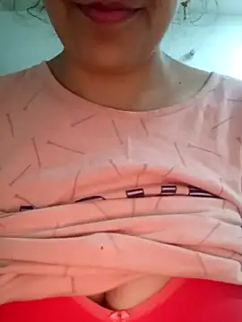 Hot-Shivani nude strip on webcam for live sex chat