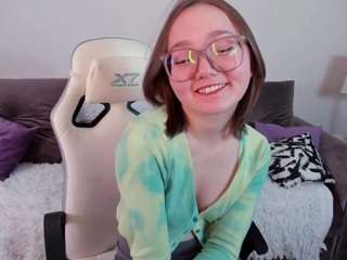 KirdaTrevish fully nude on webcam live sex chat