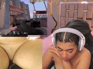 LissGames fully nude on webcam live sex chat
