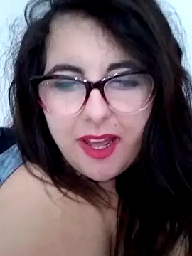 Meryluxx nude strip on webcam for live sex chat