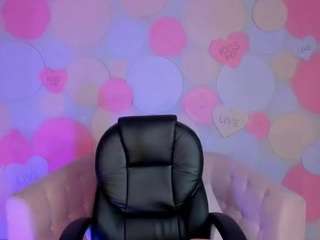 MollySunders fully nude on webcam live sex chat