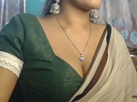 Neha_Sweet nude strip on webcam for live sex chat
