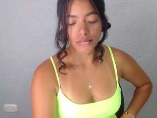 Saraathomson fully nude on webcam live sex chat